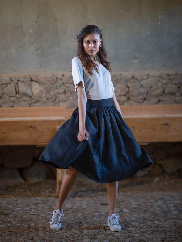 Waistline Linen Skirt - Black - Lifestyle shot 2