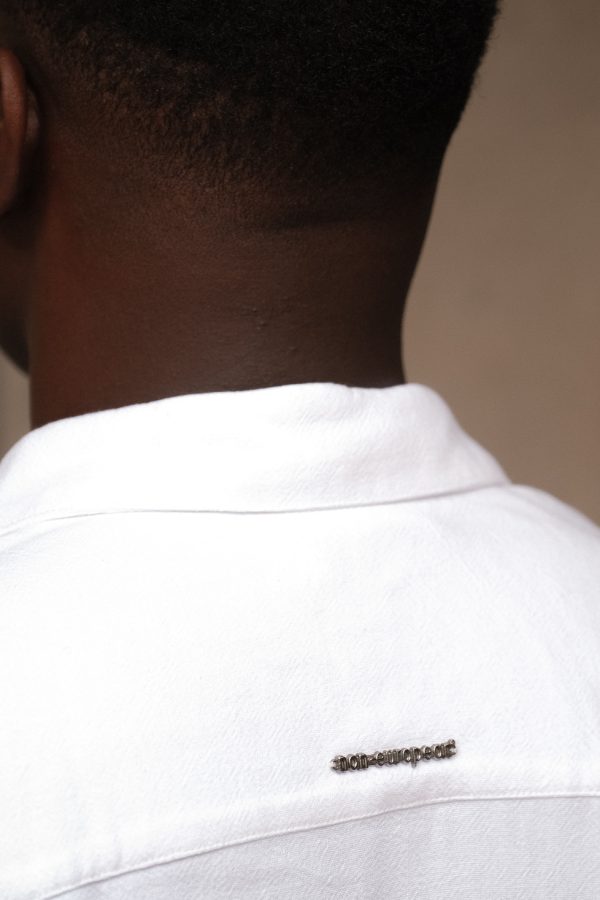 Summer Shirt - Concealed Stand ~ White - Detail